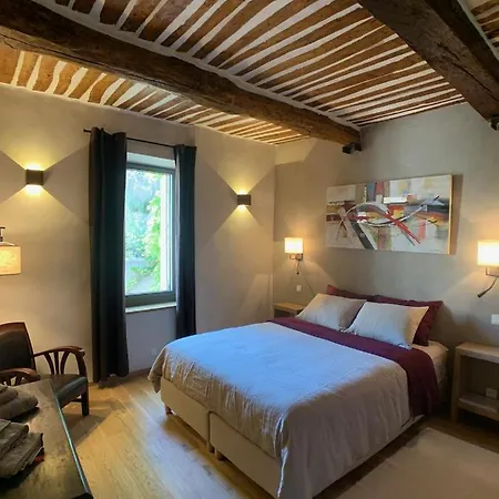 Ermitage Apartment *