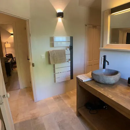 Ermitage Apartment