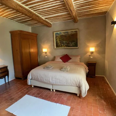 Ermitage Apartment Crestet